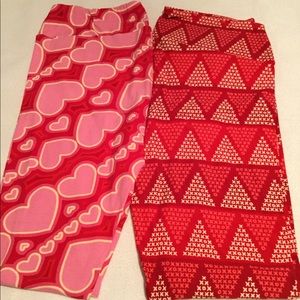Set of 2 Lula roe valentine TC leggings fits 12-18